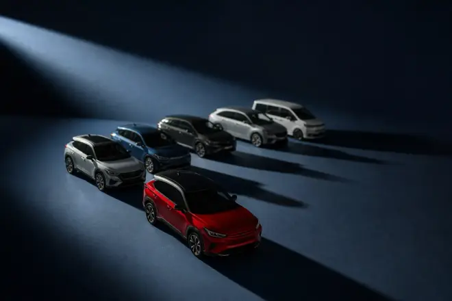 Автоконцерни за продажами: хто лідирує у 2025 році