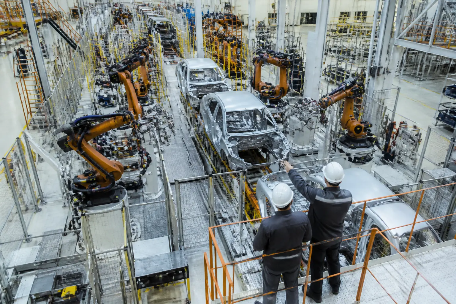 Современная линия сборки автомобилей на заводе Hyundai Motor Group