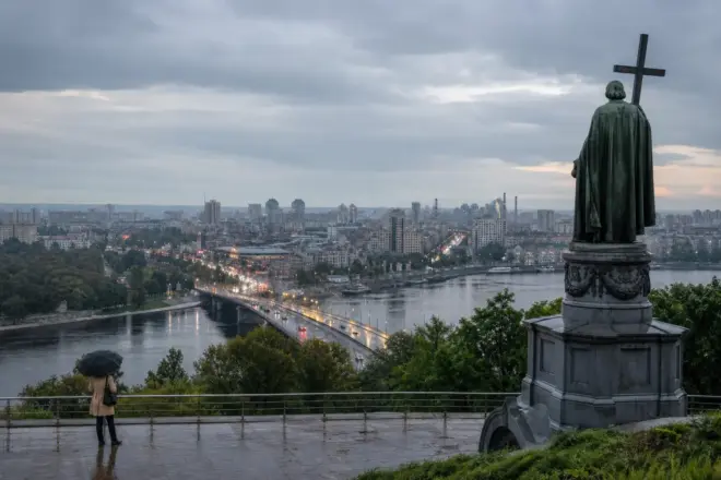Київ: економіка міста, галузі, транспорт і роль у країні