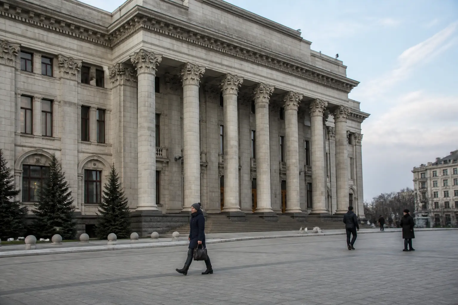 Будівля центрального банку — установа, що рахує грошові агрегати та проводить монетарну політику
