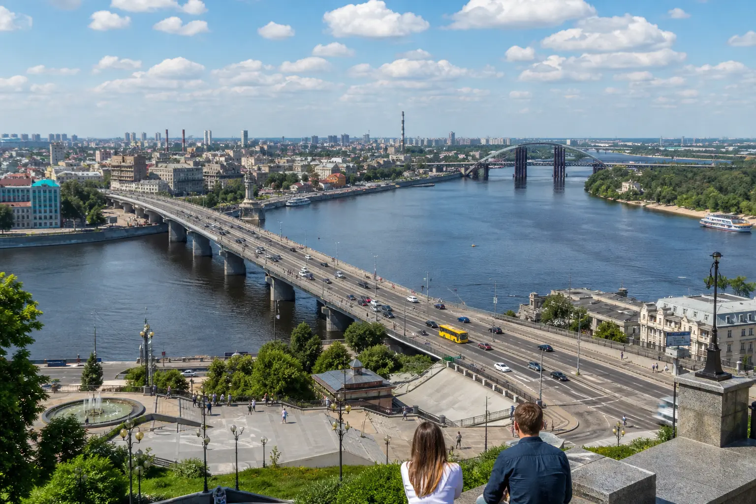 Ощадбанк: як державний банк працює з населенням і бізнесом
