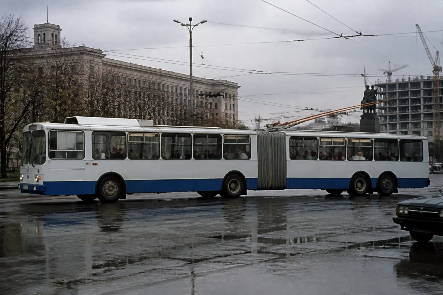 Зчленований тролейбус ЮМЗ-Т2 у Дніпрі