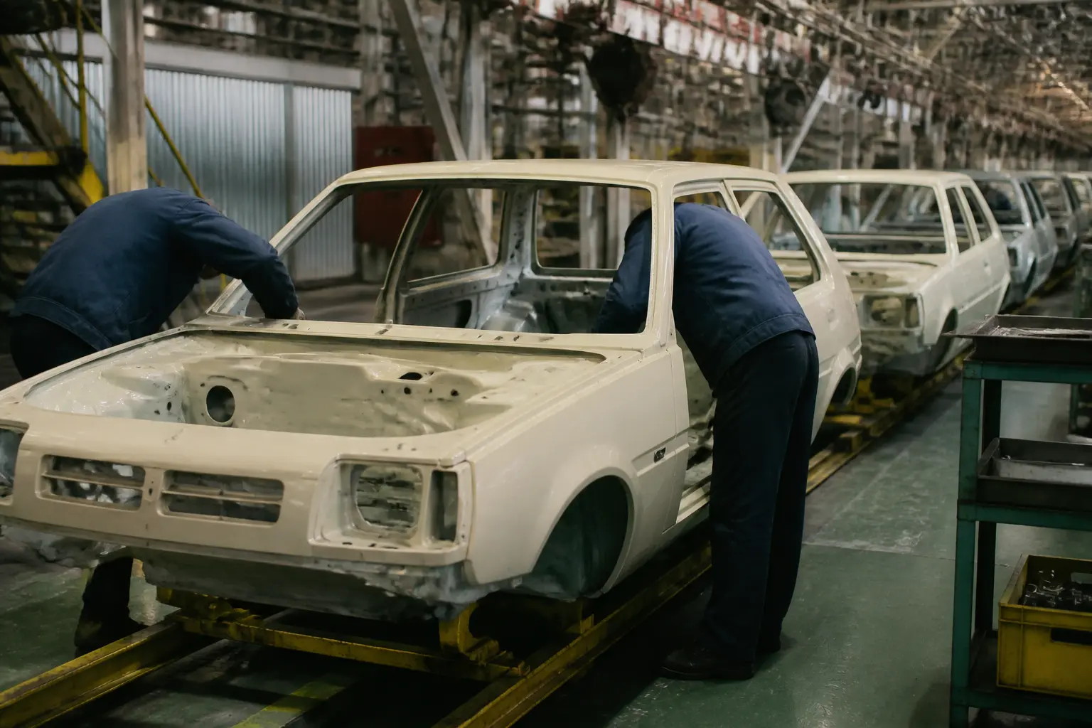 Складання автомобілів Таврія на заводі ЗАЗ у 1980-х роках