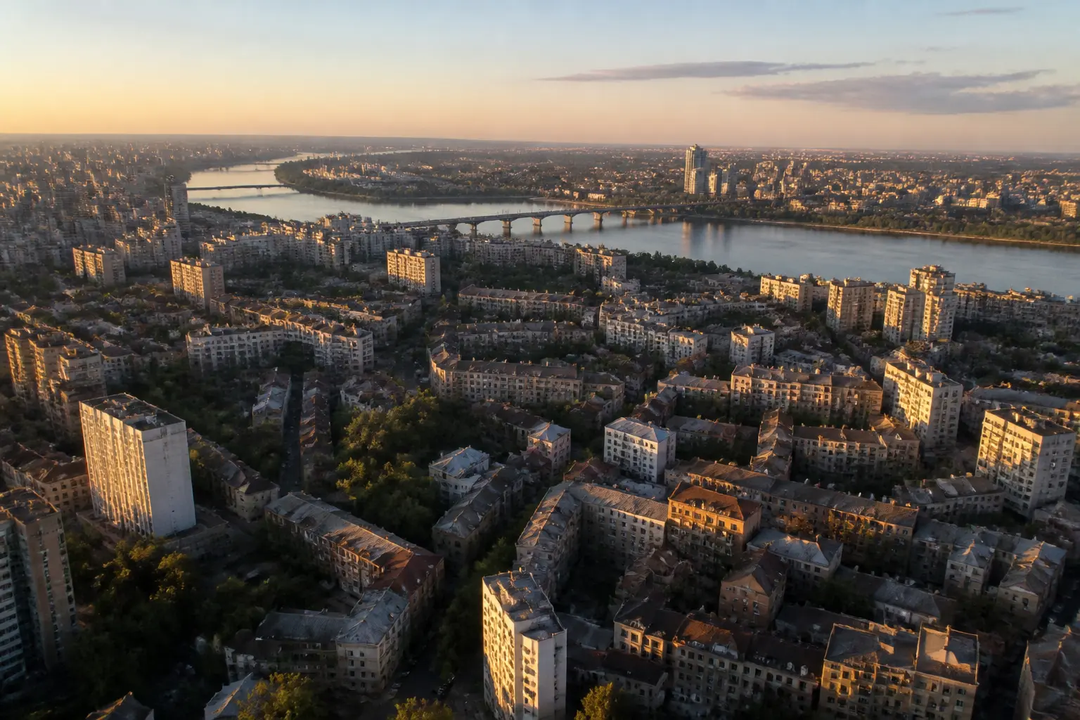 Панорама украинского города с высоты — визуальное вступление к теме городов в цифрах